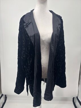 Carlisle Black Velvet Open-Front Blazer with Satin Trim